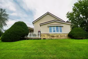 9002 E Center Rd, Stockton, IL 61085 - Photo 58