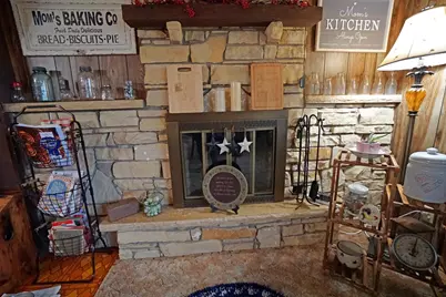9002 E Center Road, Stockton, IL 61085 - Photo 10