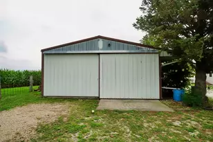 9002 E Center Rd, Stockton, IL 61085 - Photo 54