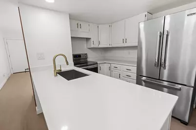 3016 Oriental Court, Rockford, IL 61109 - Photo 6