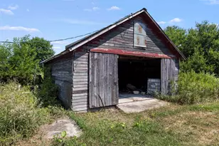 16108 Anderson Rd, Pecatonica, IL 61063 - Photo 4