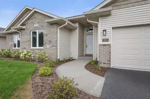 311 E Pershing St, Stillman Valley, IL 61084 - Photo 4