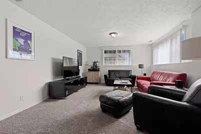 7586 Blairmore Dr, Rockford, IL 61107 - Photo 18