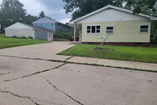 2701 18th St, Rockford, IL 61109 - Photo 1