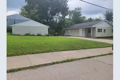 2701 18th Street, Rockford, IL 61109 - Photo 2