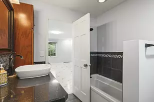 1718 Jacoby Pl, Rockford, IL 61107 - Photo 36