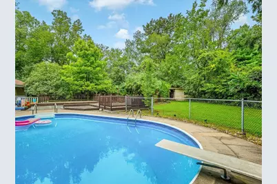 1718 Jacoby Place, Rockford, IL 61107 - Photo 50