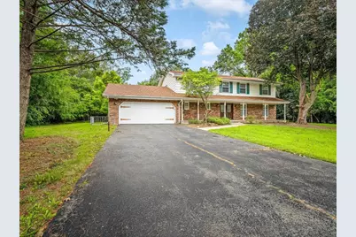 1718 Jacoby Place, Rockford, IL 61107 - Photo 4