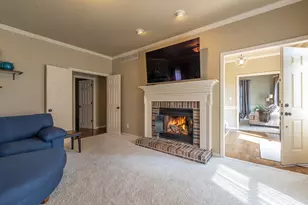 960 Woodside Terrace, Freeport, IL 61032 - Photo 12