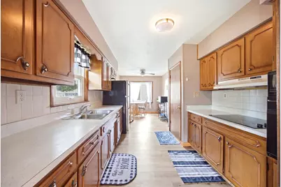 502 Barnum Road, Rockford, IL 61109 - Photo 8