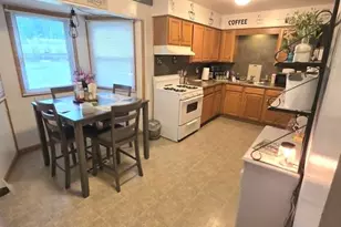 1528 9th Ave, Belvidere, IL 61008 - Photo 6
