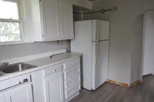 1413 11th St, Rockford, IL 61108 - Photo 6