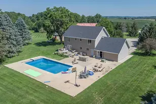 20775 Hickory Hills Rd, Sterling, IL 61081 - Photo 6
