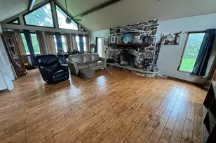 20775 Hickory Hills Rd, Sterling, IL 61081 - Photo 18