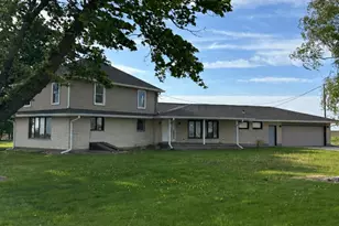 4840 Manchester Rd, Poplar Grove, IL 61065 - Photo 1