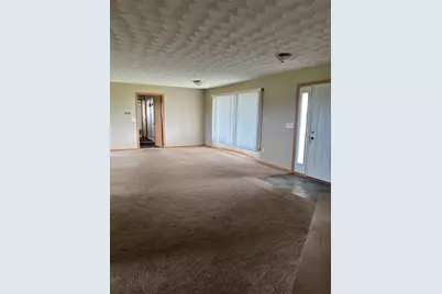 4840 Manchester Road, Poplar Grove, IL 61065 - Photo 2