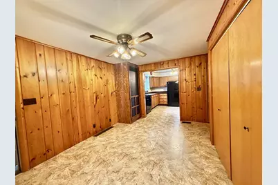 415 W Locust Street, Lanark, IL 61046 - Photo 8