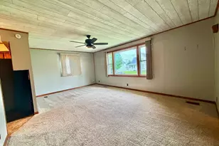 415 W Locust St, Lanark, IL 61046 - Photo 6