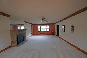 607 Hudson St, Stockton, IL 61085 - Photo 6