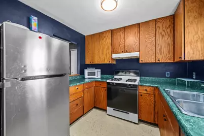 2402 Rockwell Street, Rockford, IL 61102 - Photo 8