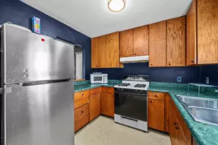 2402 Rockwell St, Rockford, IL 61102 - Photo 8