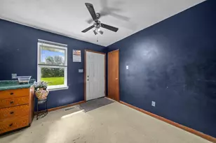 2402 Rockwell St, Rockford, IL 61102 - Photo 10