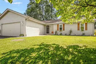 7733 Edwin Ln, Loves Park, IL 61111 - Photo 2