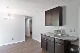 6969 Hiatt Dr, Rockford, IL 61114 - Photo 10