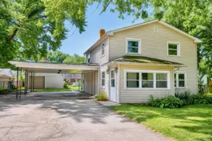 139 Wilson Ave, Machesney Park, IL 61115 - Photo 1