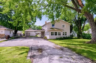 139 Wilson Ave, Machesney Park, IL 61115 - Photo 2