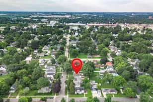 725 11th St, Dekalb, IL 60115 - Photo 30