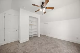 725 11th St, Dekalb, IL 60115 - Photo 14