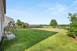 103 Evergreen Dr, Kirkland, IL 60146 - Photo 34