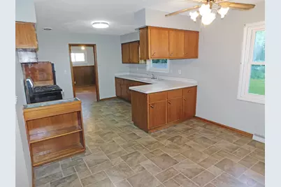 519 Ravine Avenue, South Beloit, IL 61080 - Photo 8