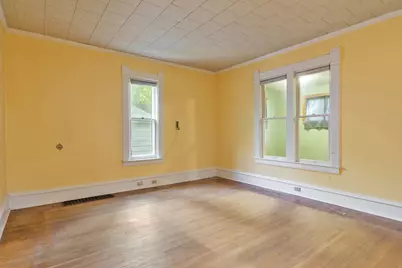 704 Irving Avenue, Rockford, IL 61101 - Photo 10