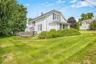 15 W Walnut St, Cedarville, IL 61013 - Photo 28