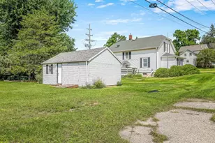 15 W Walnut St, Cedarville, IL 61013 - Photo 30