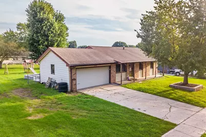 303 Hough Drive, Machesney Park, IL 61115 - Photo 2
