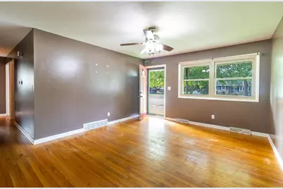 303 Hough Drive, Machesney Park, IL 61115 - Photo 12