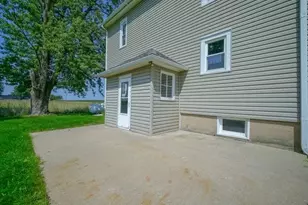 8631 Il Rte 38, Ashton, IL 61006 - Photo 32