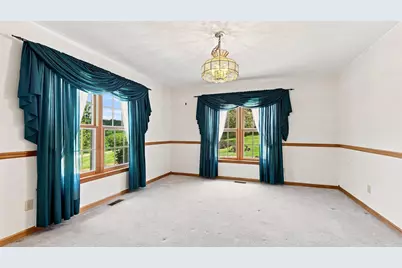 1135 W Menzemer, Elizabeth, IL 61028 - Photo 14
