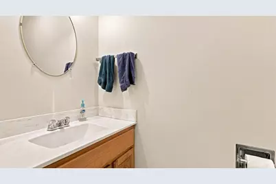 1135 W Menzemer, Elizabeth, IL 61028 - Photo 18