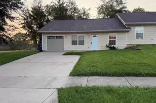 1902 Arbor Ln, Crest Hill, IL 60403 - Photo 1