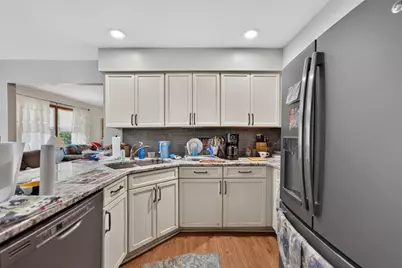 2759 Wyndamere Way, Rockford, IL 61109 - Photo 18
