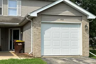 450 Amphitheater Dr, Rockford, IL 61107 - Photo 2