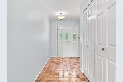 801 Quail Ridge Drive, Freeport, IL 61032 - Photo 6