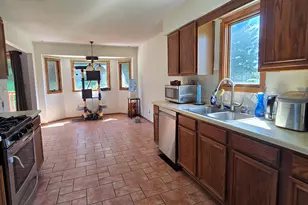 9375 Winterfield Ln, Roscoe, IL 61073 - Photo 10