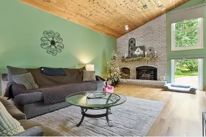 16557 Grove Creek Circle, Pecatonica, IL 61063 - Photo 14