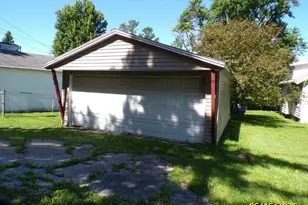 822 N 4th St, Savanna, IL 61074 - Photo 24