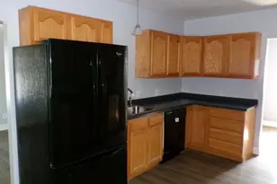 822 N 4th St, Savanna, IL 61074 - Photo 6